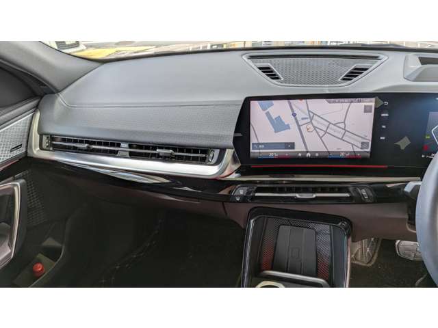 BMW X2 12