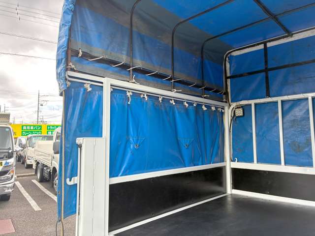 Mitsubishi Fuso Canter 11