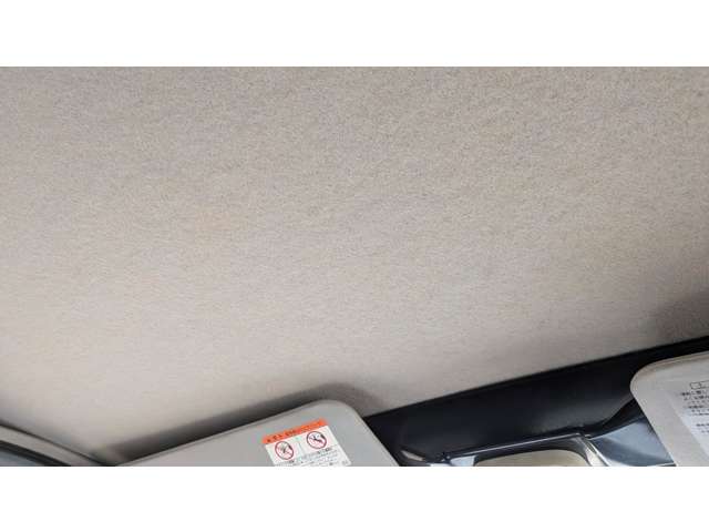 Daihatsu Hijet Deck Van 12