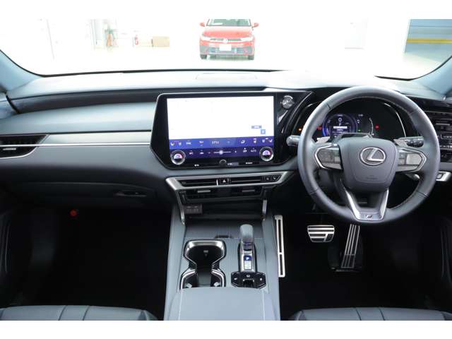 Lexus RX 6