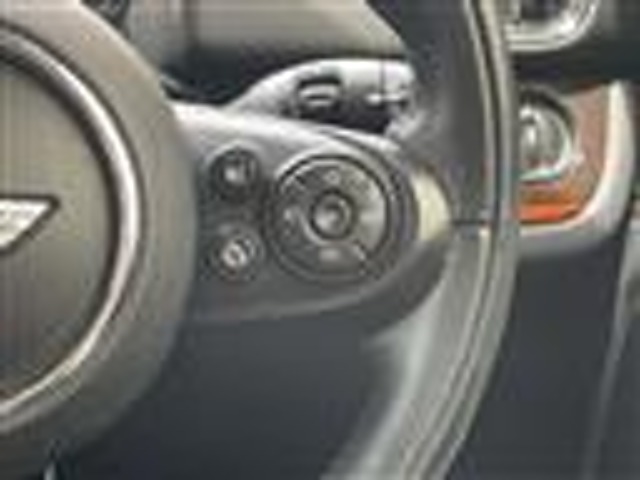MINI Crossover 11