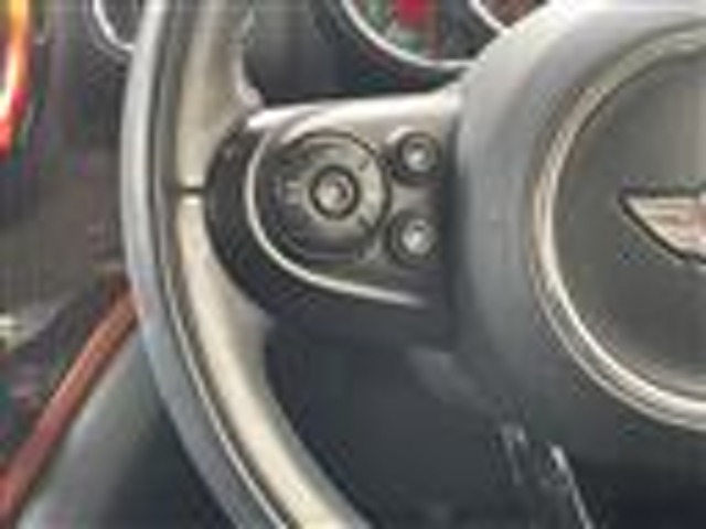 MINI Crossover 10
