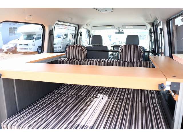 Toyota Town Ace Van 11