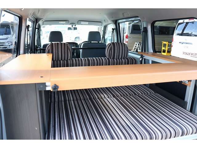 Toyota Town Ace Van 12