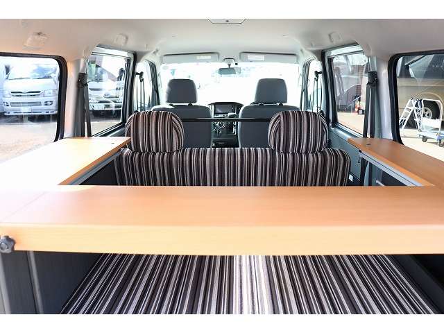 Toyota Town Ace Van 10