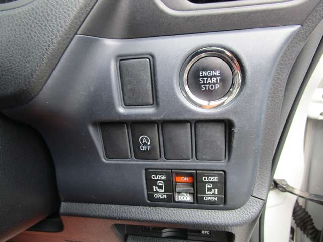Toyota Noah 8