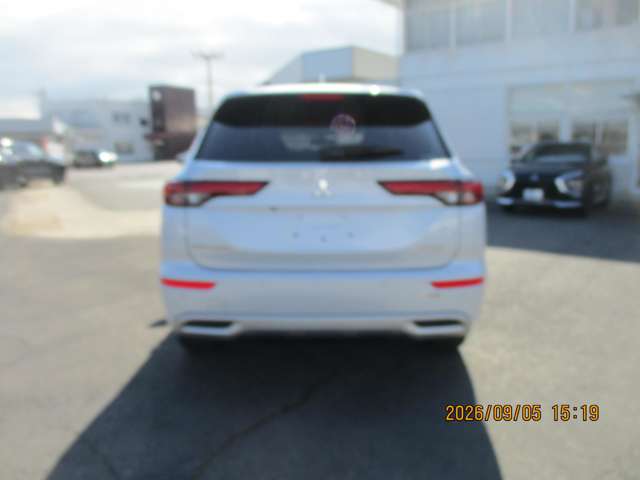 Mitsubishi Outlander 11