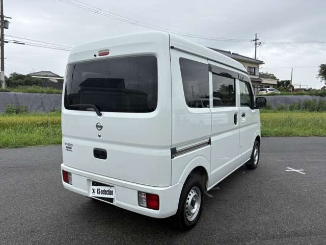 Nissan NV100 Clipper 12