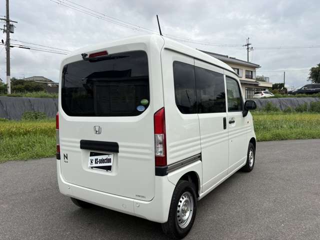 Honda N-VAN 12