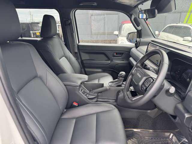 Toyota Land Cruiser FJ 10