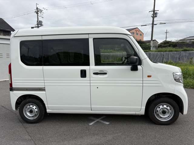 Honda N-VAN 11