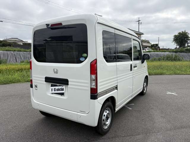 Honda N-VAN 12