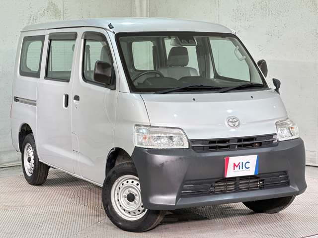 Toyota Town Ace Van 3