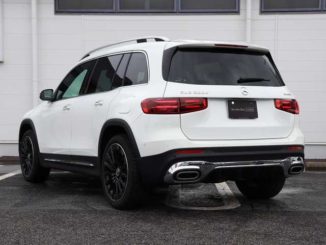 Mercedes-Benz GLB 10