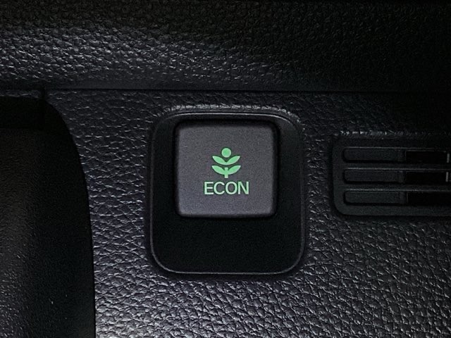 Honda N-VAN 12