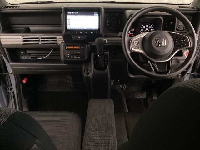 Honda N-VAN 8