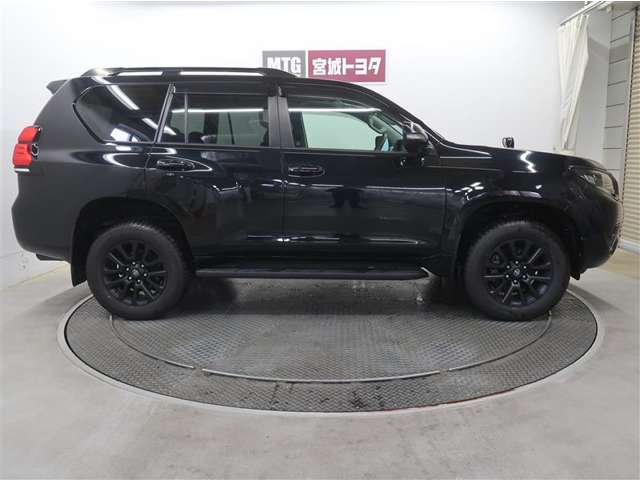 Toyota Land Cruiser Prado 9