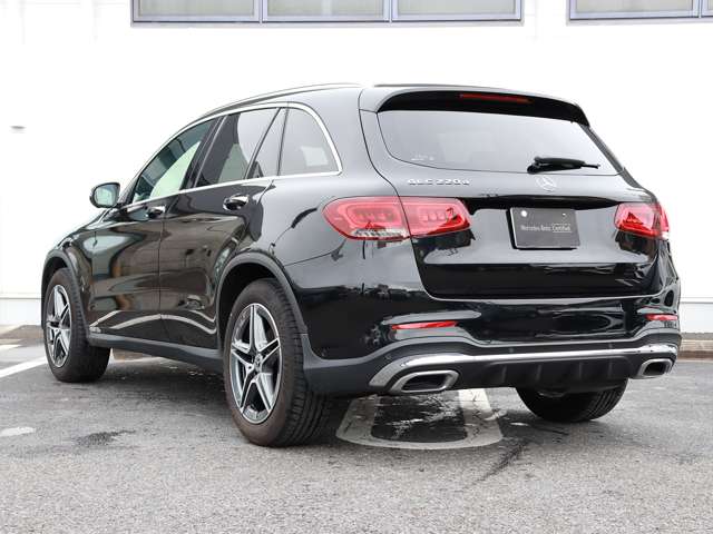 Mercedes-Benz GLC 10