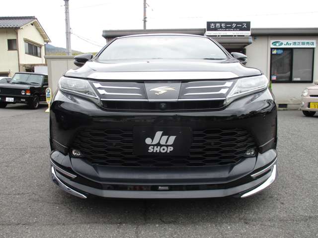 Toyota Harrier 2