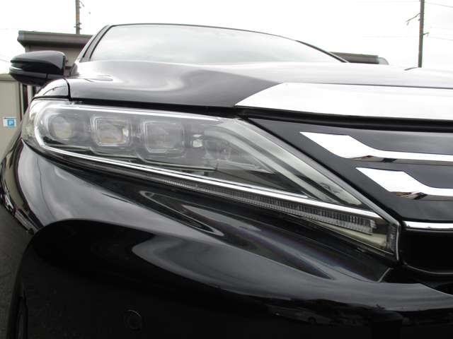 Toyota Harrier 5