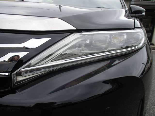 Toyota Harrier 6
