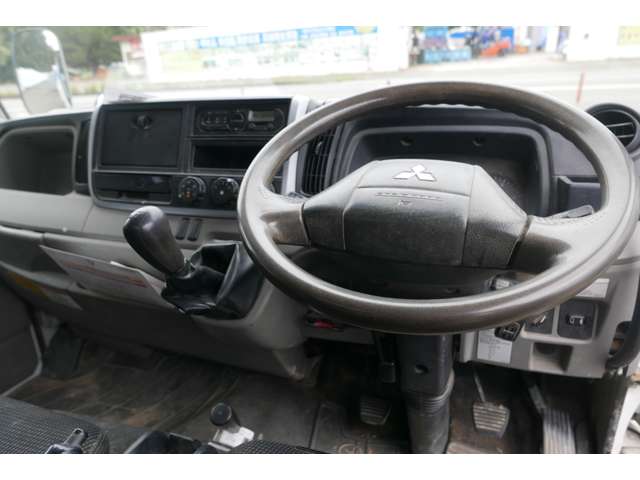 Mitsubishi Fuso Canter 11