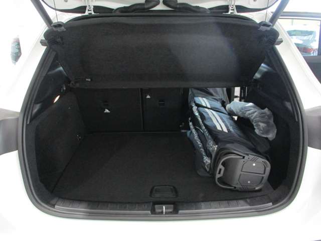 Mercedes-Benz GLA-Class 9