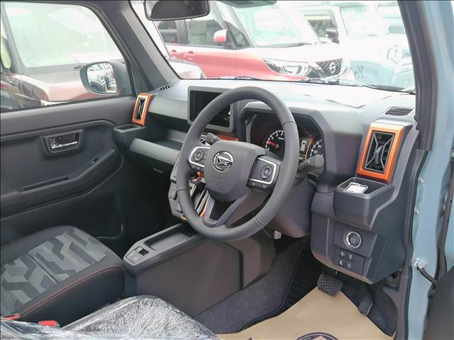 Daihatsu Taft 6