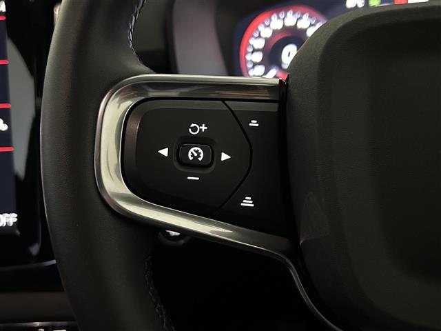 Volvo XC40 5