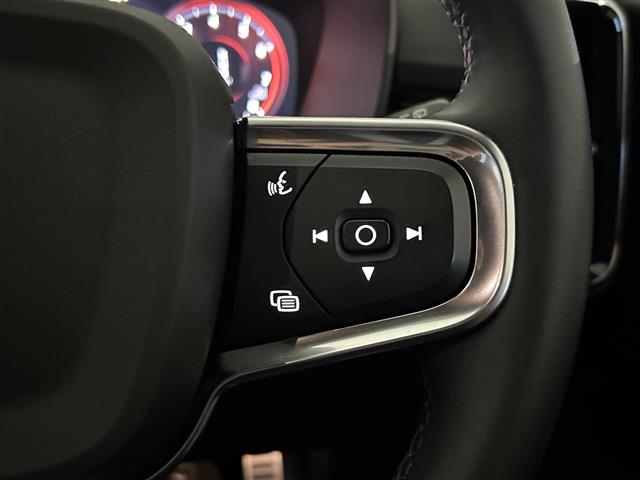 Volvo XC40 6