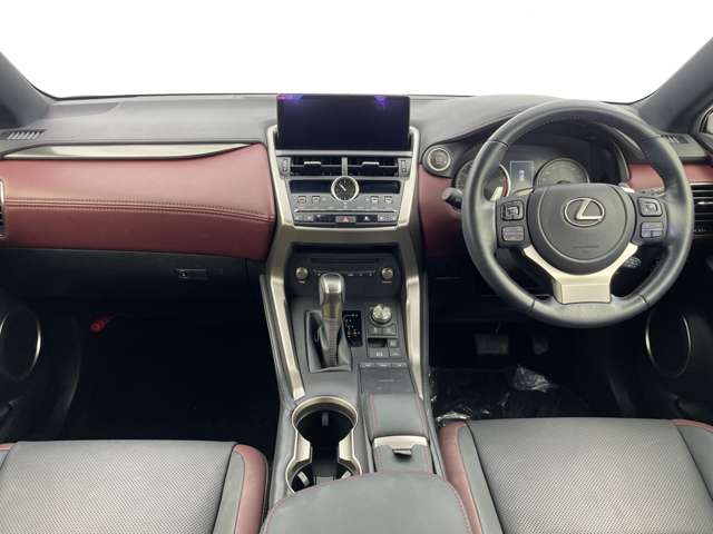 Lexus NX 2