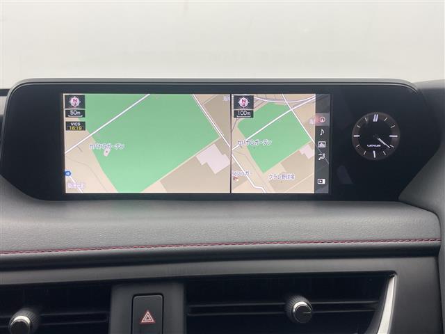 Lexus UX 5