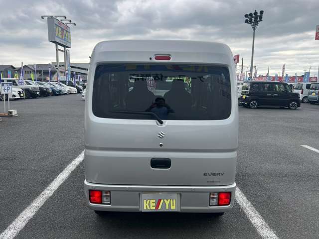 Suzuki Every 9