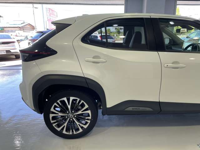 Toyota Yaris Cross 12