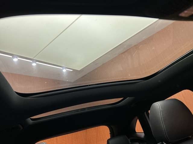 Mercedes-Benz GLA-Class 7