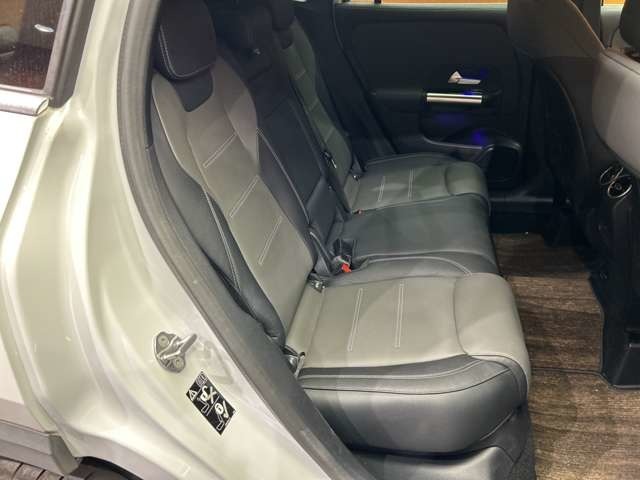 Mercedes-Benz GLA-Class 9