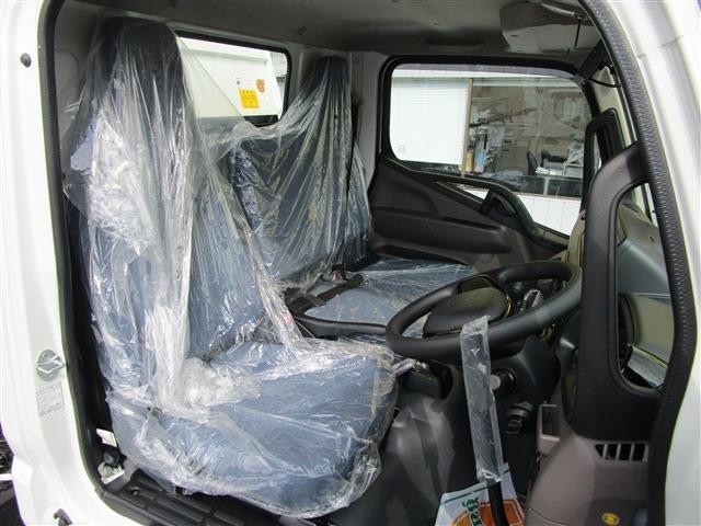 Mitsubishi Fuso Canter 12