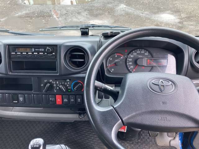 Toyota Toyoace 12
