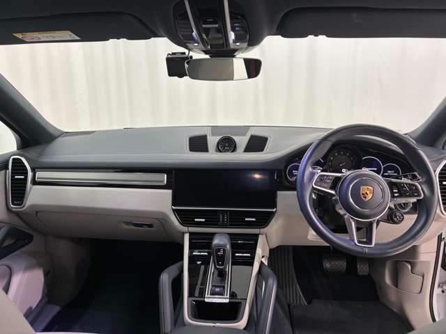 Porsche Cayenne Coupe 3