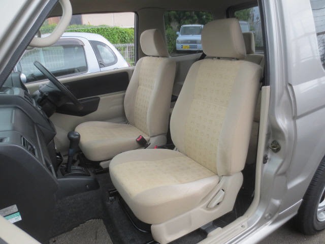 Mitsubishi Pajero Mini 8