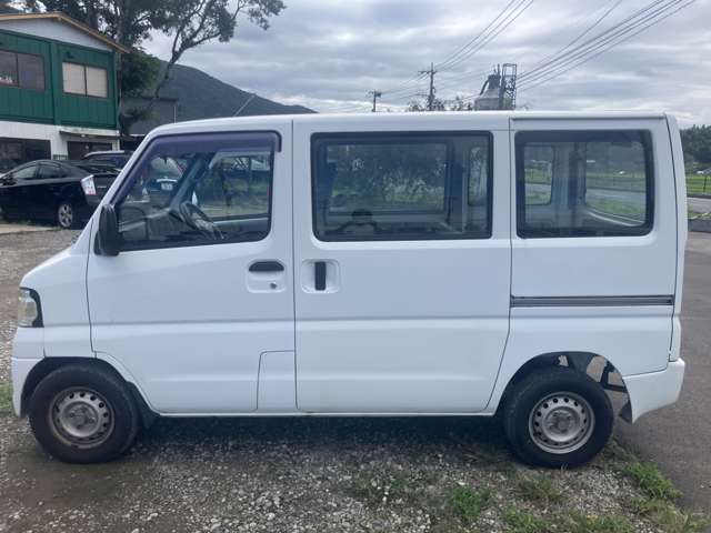 Mitsubishi Minicab Van 7