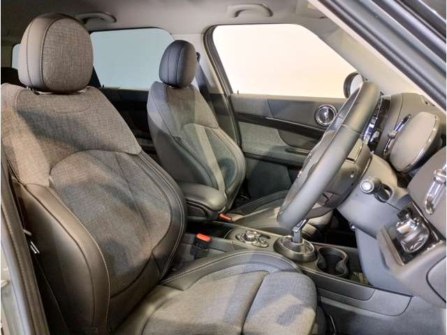 MINI Crossover 12