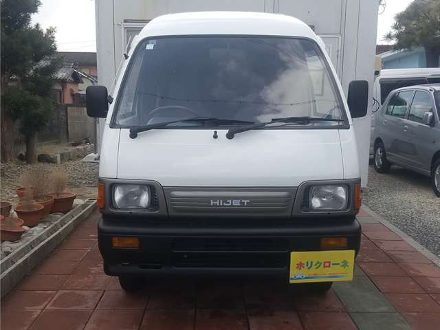 Daihatsu Hijet Van 3