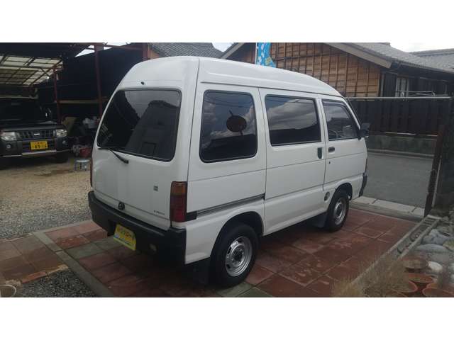 Daihatsu Hijet Van 5