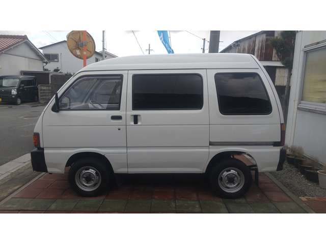 Daihatsu Hijet Van 6