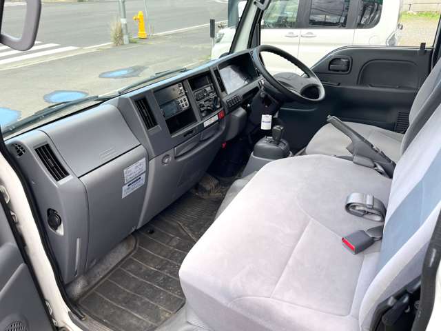 Isuzu Elf 3