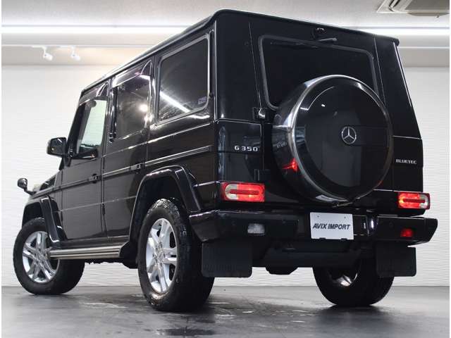 Mercedes-Benz G-Class 2