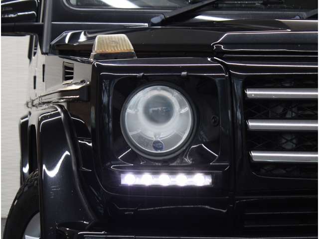Mercedes-Benz G-Class 3