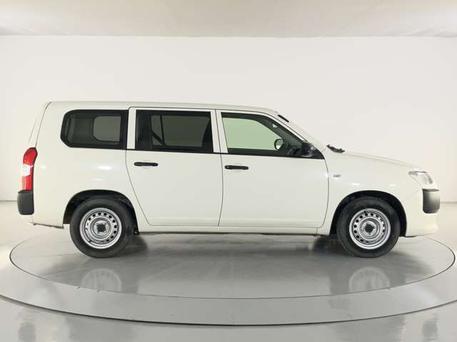 Toyota Probox Van 11