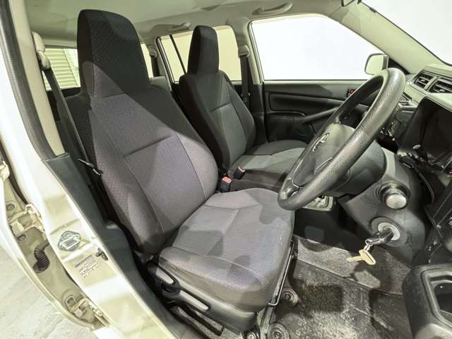 Mazda Familia Van 11